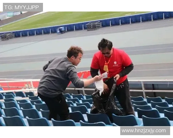 2013年热火与骑士对决球迷热情高涨的精彩瞬间回顾